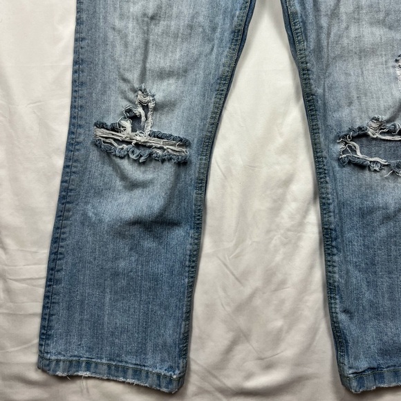 Y2K Mudd Low Rise Distressed Jeans - Picture 3 of 7